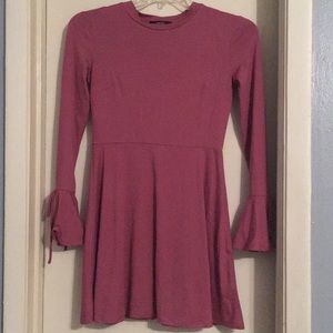 Forever 21 Flare Sleeve Skater Dress